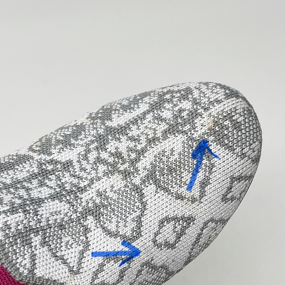 Rothy’s Slip-On Loafers Snake Skin Pattern Print Light Grey 8 - Picture 14 of 15